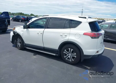 2016 Toyota Rav4 Le z USA, uszkodzony, nr VIN JTMZFREV6GD084844